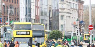 ഇന്ധന പ്രതിഷേധം: ഡബ്ലിനിൽ വൻ ഗതാഗത കുരുക്ക്; ലുവാസ് സർവീസുകൾ ഭാഗികമായി നിർത്തിവച്ചു