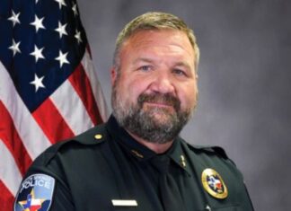 മദ്യപിച്ച് വാഹനം ഓടിച്ചു; ബാൽച്ച് സ്പ്രിംഗ്സ് പോലീസ് ചീഫ് അറസ്റ്റിൽ